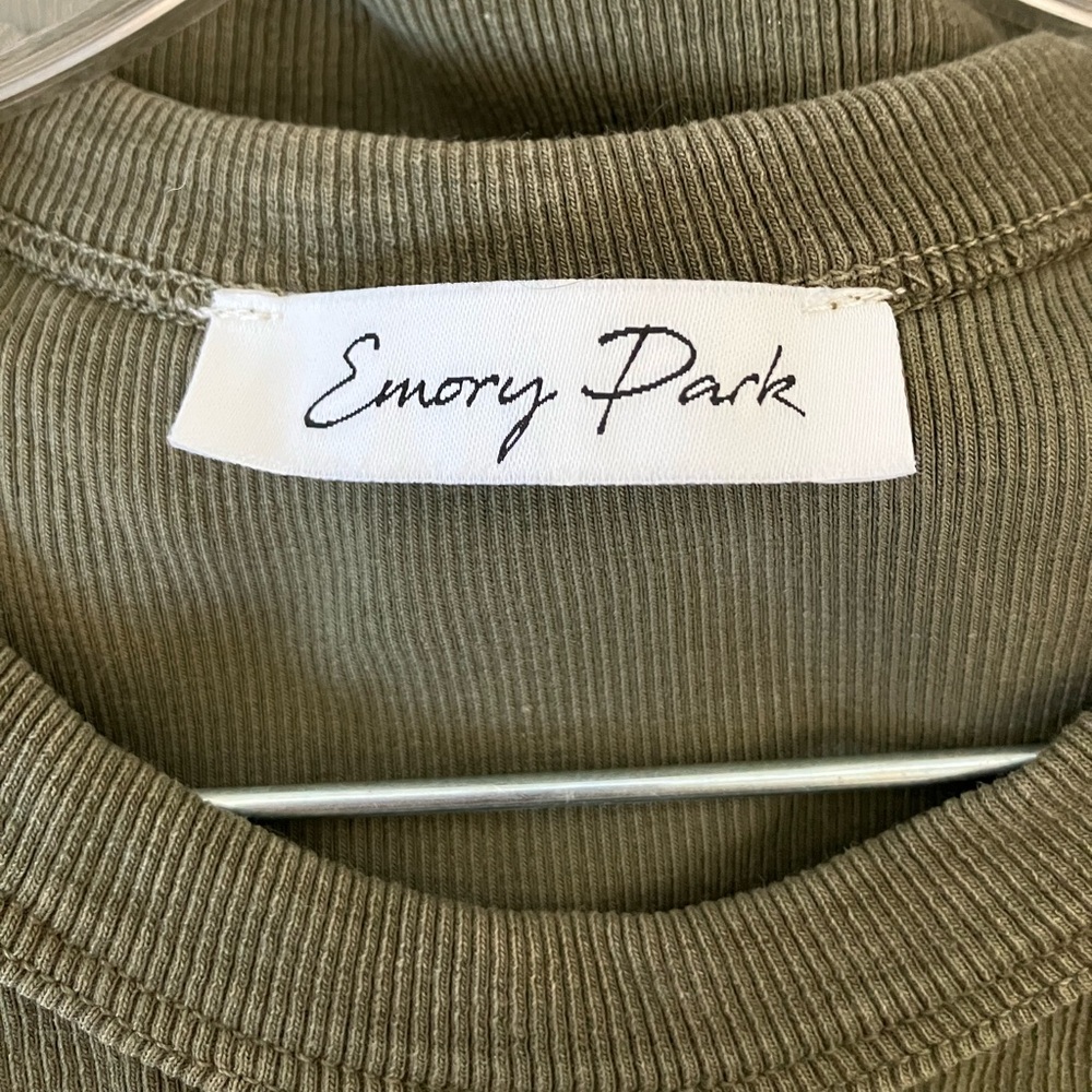 Pitaya Emory Park Dress - Picture 2 of 6